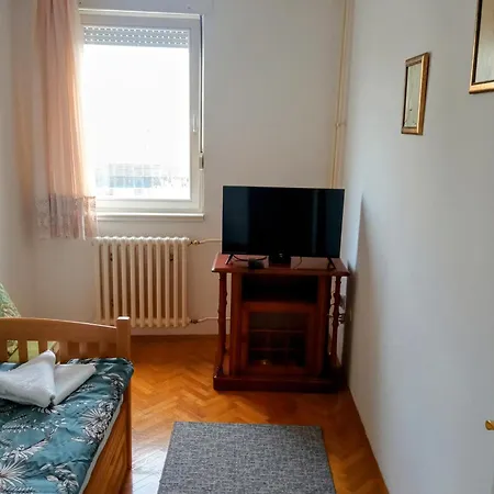 Bulevar 77 Appartamento