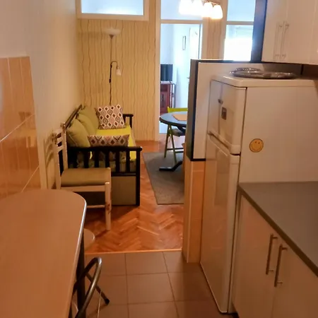 Bulevar 77 * Novi Sad