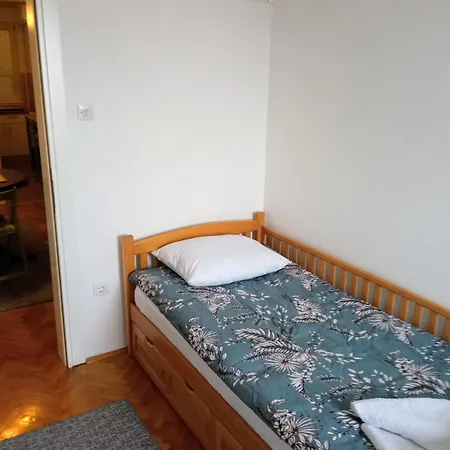 Bulevar 77 Appartamento *